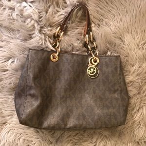 MK purse